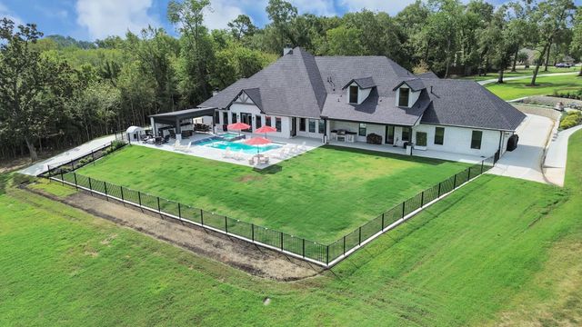 18828 Harbor Side Boulevard, Conroe, TX 77356