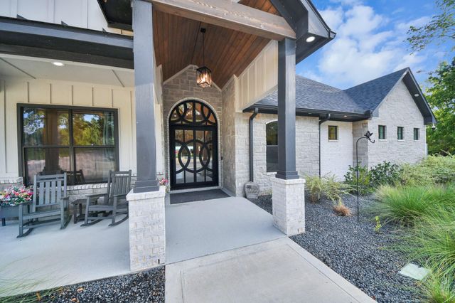 18828 Harbor Side Boulevard, Conroe, TX 77356