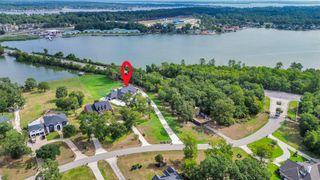 18828 Harbor Side Boulevard, Conroe, TX 77356
