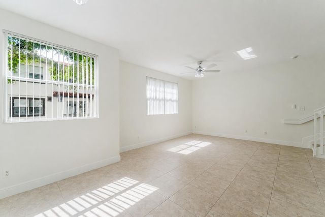 20889 Saint Andrews Boulevard, Boca Raton, FL 33433