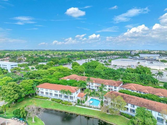 20889 Saint Andrews Boulevard, Boca Raton, FL 33433