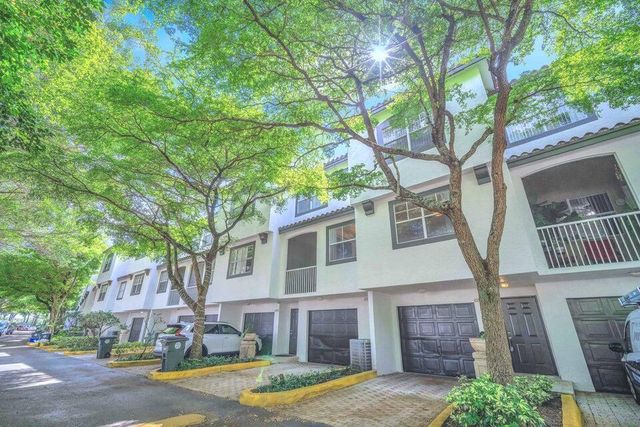 20889 Saint Andrews Boulevard, Boca Raton, FL 33433
