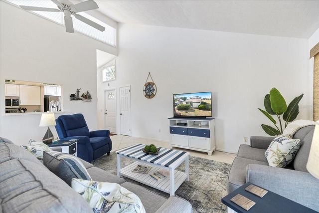 702 WHITE PINE TREE ROAD 72, Venice, FL 34285