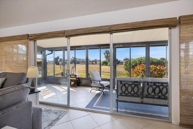 702 WHITE PINE TREE ROAD 72, Venice, FL 34285