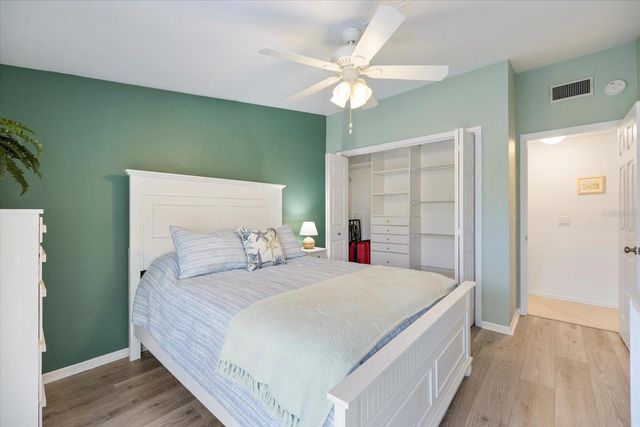 702 WHITE PINE TREE ROAD 72, Venice, FL 34285