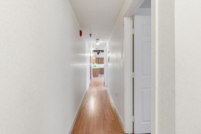 470 Silver St Apt 206, Manchester, NH 03103