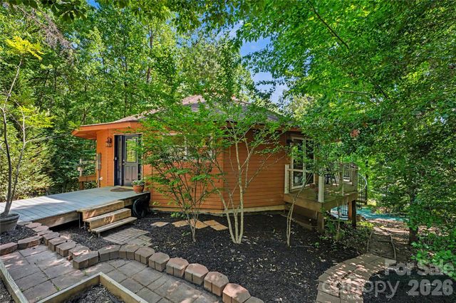 241 Spring Shore Road, Statesville, NC 28677