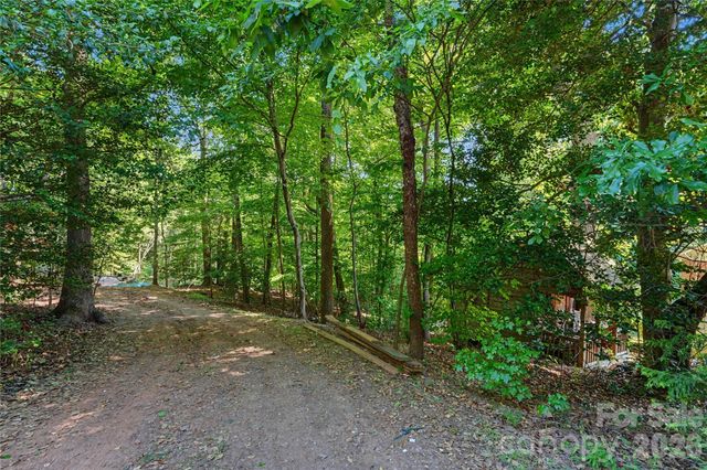 241 Spring Shore Road, Statesville, NC 28677