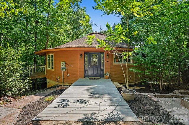 241 Spring Shore Road, Statesville, NC 28677