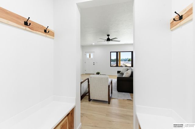 2390 Cambridge Drive, Plattsmouth, NE 68048