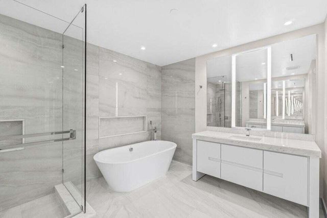 200 SE Mizner Boulevard 810, Boca Raton, FL 33432