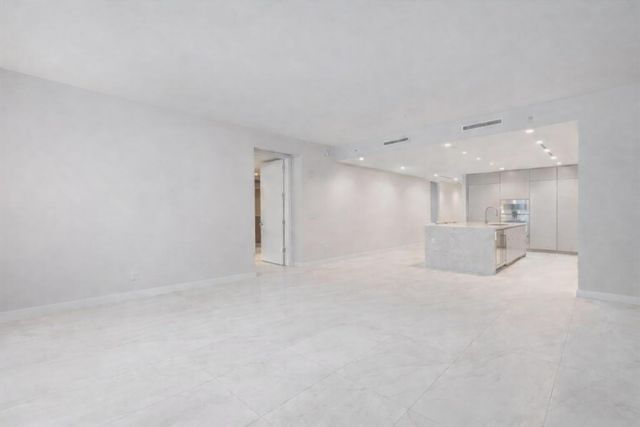 200 SE Mizner Boulevard 810, Boca Raton, FL 33432