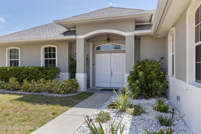 3350 N Tropical Trail, Merritt Island, FL 32953