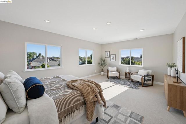 969 63Rd St, Oakland, CA 94608