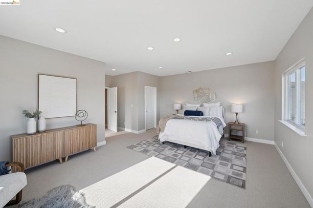 969 63Rd St, Oakland, CA 94608