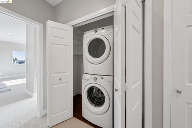 969 63Rd St, Oakland, CA 94608