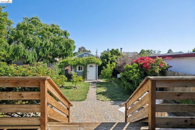 969 63Rd St, Oakland, CA 94608