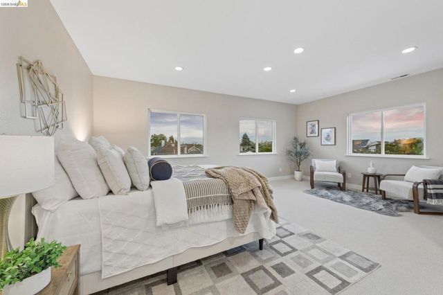 969 63Rd St, Oakland, CA 94608
