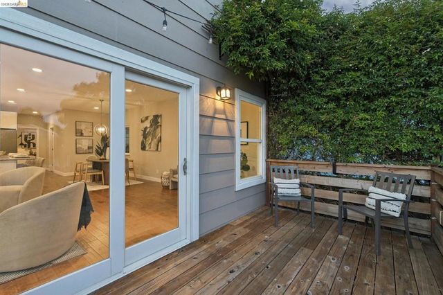 969 63Rd St, Oakland, CA 94608