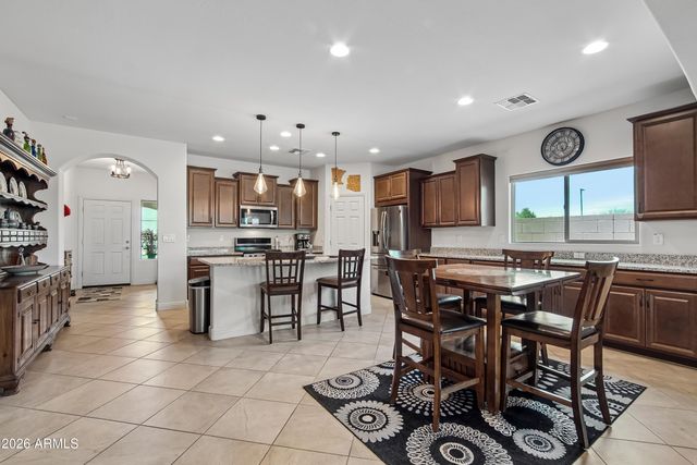 6732 W SONOMA Way, Florence, AZ 85132