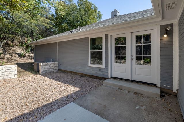 269 Mooring CIR A, Lakeway, TX 78734