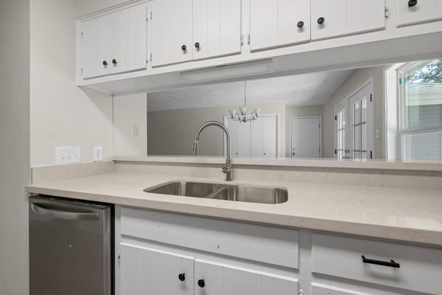 269 Mooring CIR A, Lakeway, TX 78734