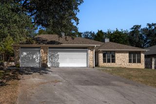 269 Mooring CIR A, Lakeway, TX 78734