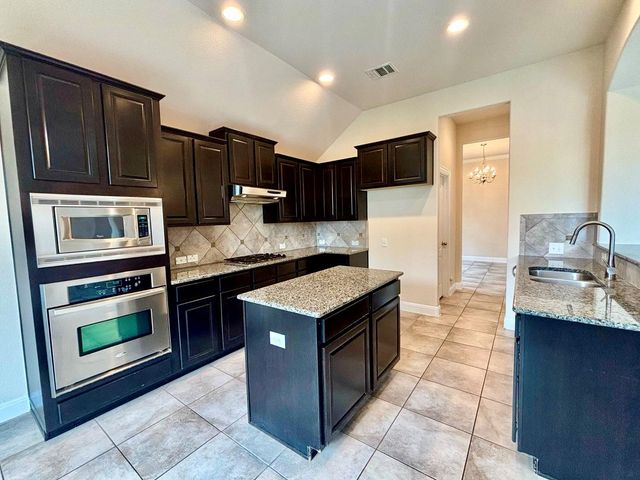 2501 Speidel DR, Pflugerville, TX 78660