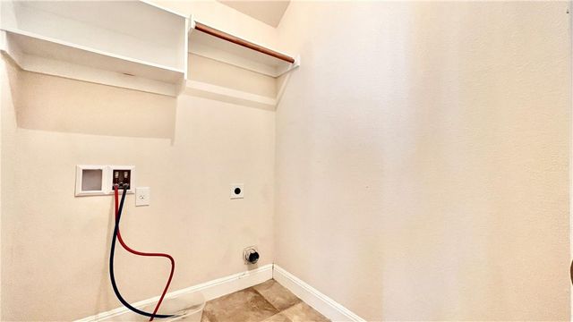 2501 Speidel DR, Pflugerville, TX 78660