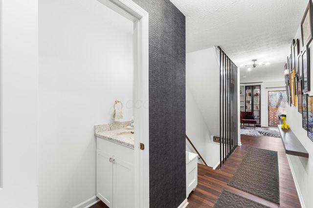 3231 Stonecrest Court, 40, Columbus, OH 43221