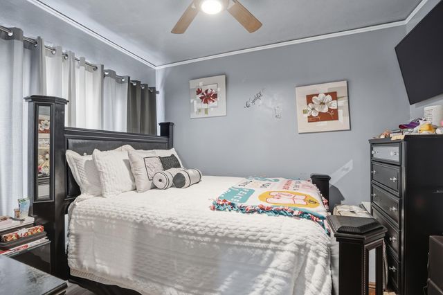 6249 Monroe Avenue, Hammond, IN 46324