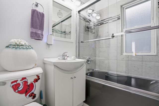 6249 Monroe Avenue, Hammond, IN 46324