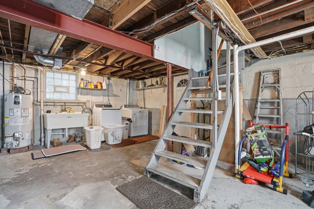 6249 Monroe Avenue, Hammond, IN 46324