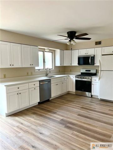 806 Kenneth Avenue 1, South Plainfield, NJ 07080