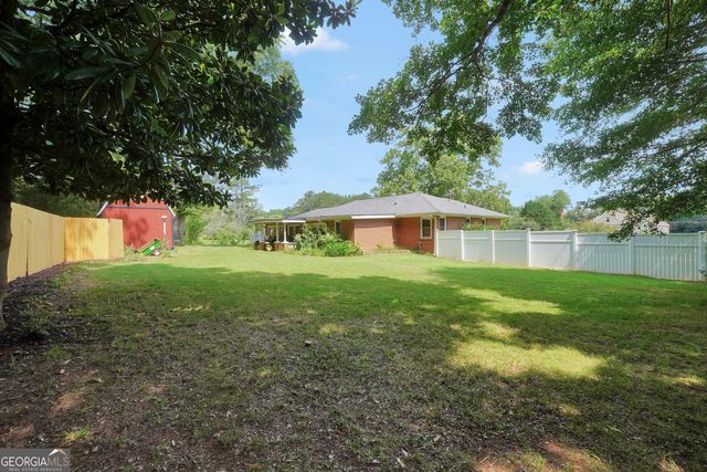 105 Pine Street, Barnesville, GA 30204