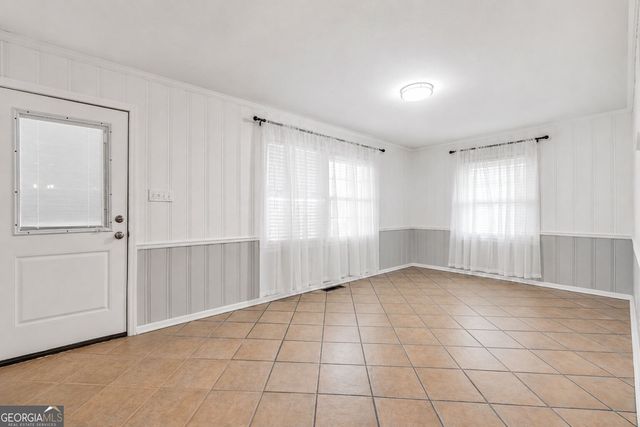 105 Pine Street, Barnesville, GA 30204