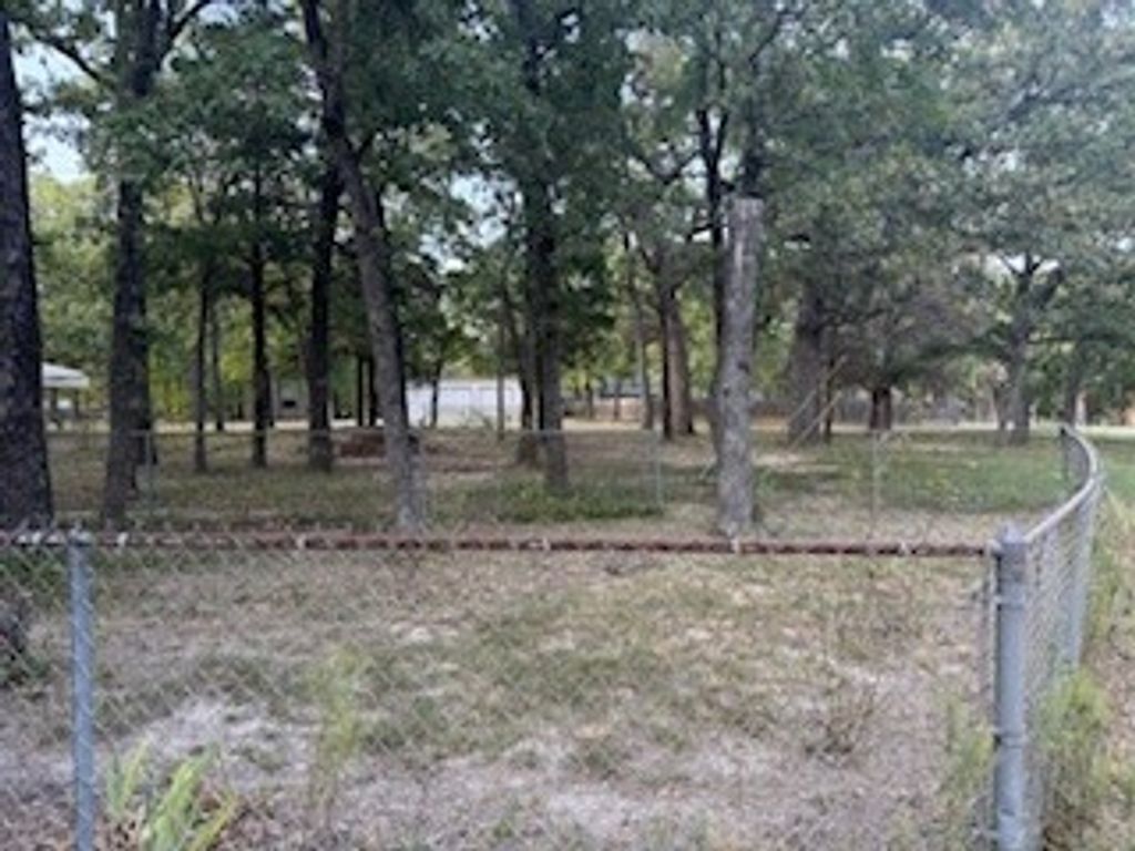 11257 Cedar Drive, Mabank, TX 75156