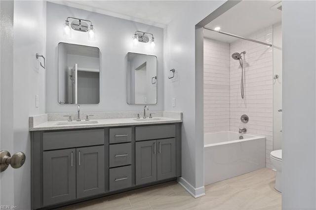 880 Los Colonis DR, Virginia Beach, VA 23456