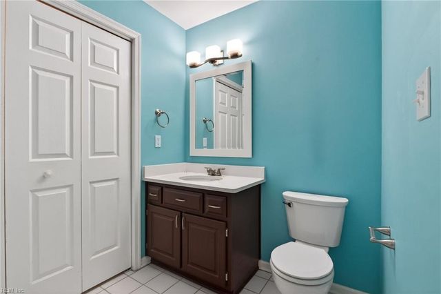 880 Los Colonis DR, Virginia Beach, VA 23456