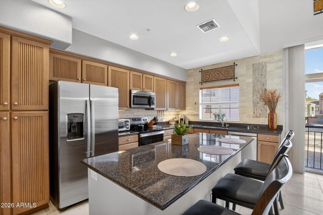 3935 E ROUGH RIDER Road 1145, Phoenix, AZ 85050