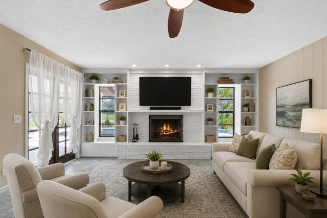 2311 LONG GREEN COURT, Valrico, FL 33596