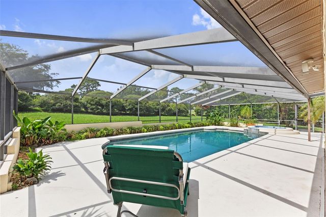 2311 LONG GREEN COURT, Valrico, FL 33596