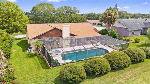 2311 LONG GREEN COURT, Valrico, FL 33596