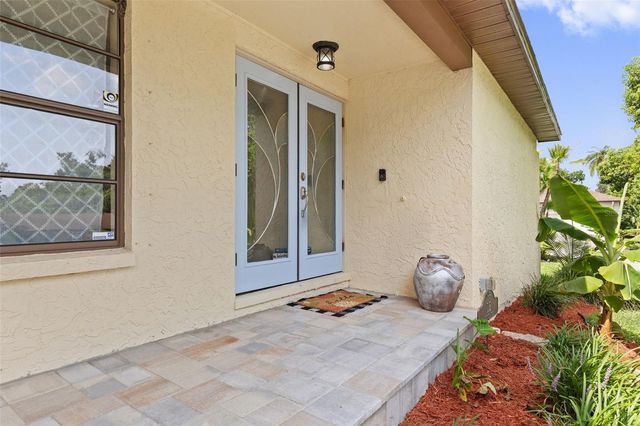 2311 LONG GREEN COURT, Valrico, FL 33596