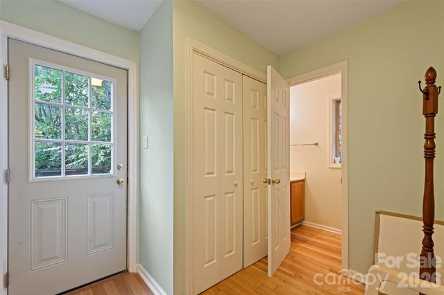 42 Greenview Drive, Maggie Valley, NC 28751