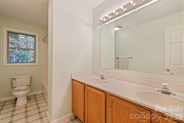 42 Greenview Drive, Maggie Valley, NC 28751