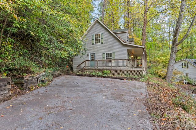 42 Greenview Drive, Maggie Valley, NC 28751