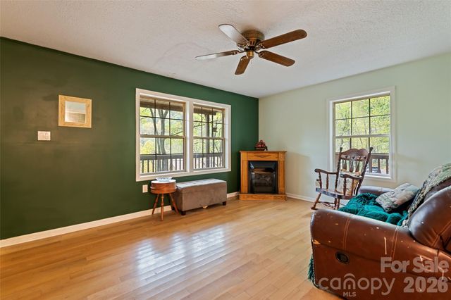 42 Greenview Drive, Maggie Valley, NC 28751