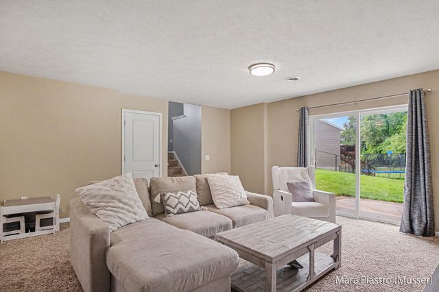 4558 Green Meadow Drive, Leighton Twp, MI 49316