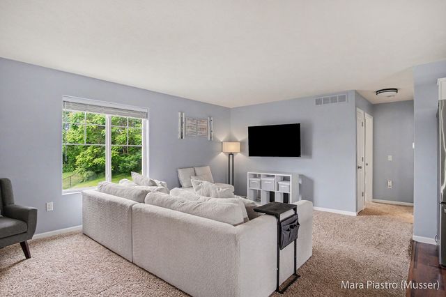 4558 Green Meadow Drive, Leighton Twp, MI 49316